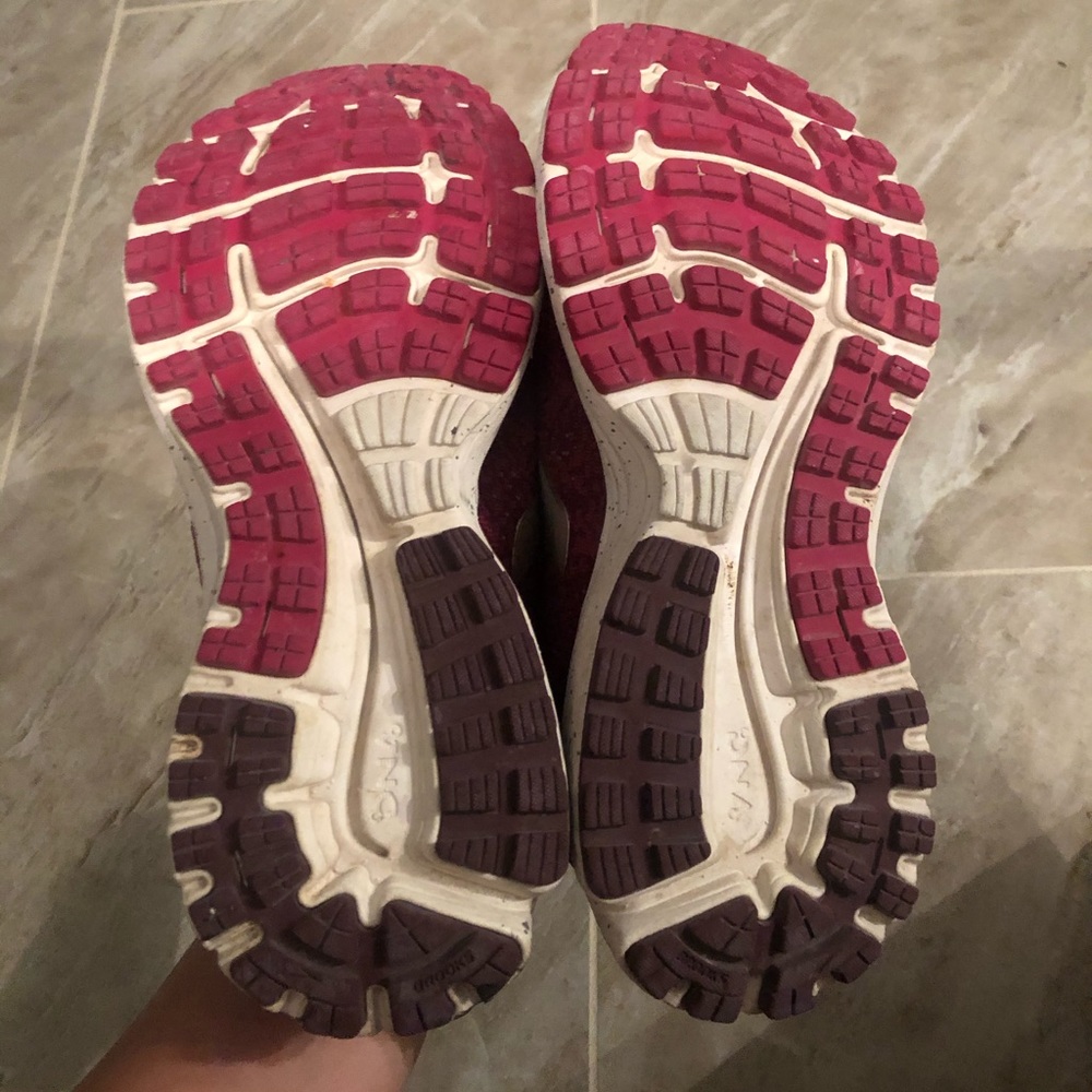 Running shoes - Picture 10 of 10